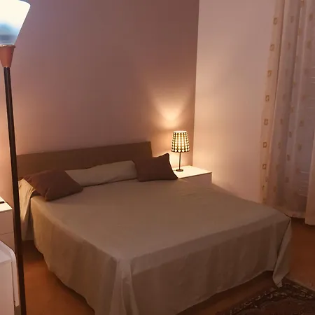 Hola Cathedral House Cadorna Apartment *